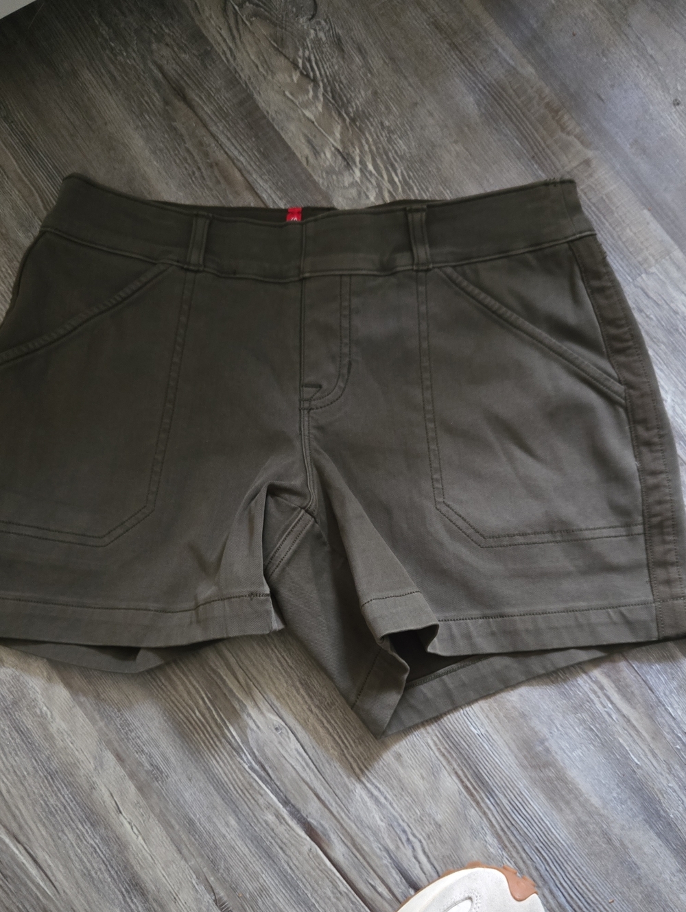 SPANX Olive Green Stretch Cargo Shorts